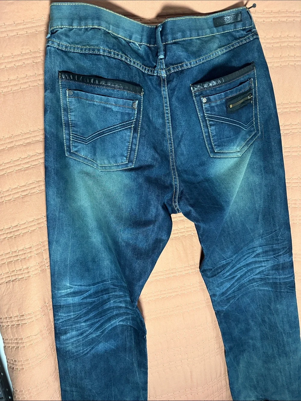 Ring of Fire Men's Indigo Washed Straight Jeans